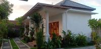 Srinadi Private House Lovina - B&B