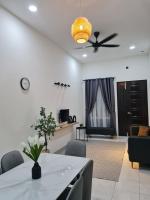 The Bunga and The Daun Housestay 2 - B&B