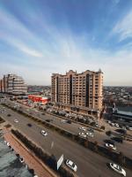 1 ком Апартаменты на 10 этаже в центре города с красивым видом на Кунаева - Bed and Breakfast Şımkent