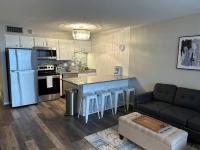 On the Sand Beachfront Condo, Newly Renovated - Ferienwohnung