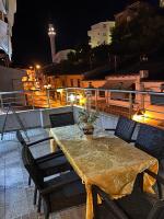 Familienzimmer mit Doppelbett