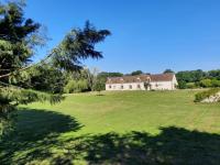 Gîte tout inclus avec piscine privative, activités de plein air et animaux en liberté - FR-1-491-396 - Chambres d'hôtes Azé