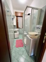 Chambre Lits Jumeaux avec Salle de Bains Commune