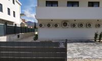 ''Bjonda'' 200m2 on two floors - Game Room, Hot Tub and Kids Zone - large balconies on each floor - B&B