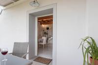 [- Sotto la Loggia -] - B&B Usigliano