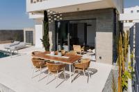 Oasis Villa 6 - Ferienwohnung Chlórakas