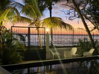 Kay Alice - Beachfront Villa - B&B Le Carbet