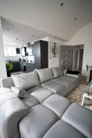 B&B Luton - Luxury 2 Bed Apartment in Town Centre - FREE WIFI!! - Bed and Breakfast Luton