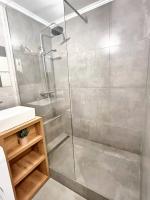 Comfortable Studio in Brussels - 35m² - Terrace with BBQ - B&B Brussels