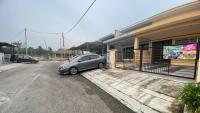 Orkid Bayu Homestay Kluang - Ferienwohnung Kluang