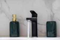 Lovely and Modern 3bd apartment close to Ampelokipoi metro - Ferienwohnung Athen