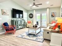 B&B Gulf Shores - Good Vibes only at this family friendly, centrally located condo! - Bed and Breakfast Gulf Shores