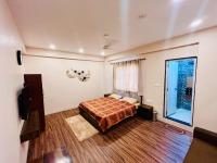 B&B Indore - Private Room with Big Terrace - Bed and Breakfast Indore