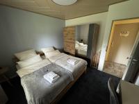 Doppelzimmer mit Gemeinschaftsbad