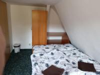 Chambre Double ou Lits Jumeaux avec Salle de Bains Commune