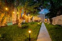 Downtown Bucharest Villa Private Garden Free Park - B&B Bucarest