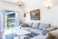 Athenean Classic Apartment at Acropolis Museum & Metro - B&B Atenas