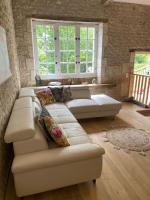 As seen on A New Life in The Sun - Beautiful 3 bedroom cottage with shared pool - B&B Montboyer