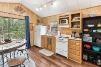 Cabin 10- Cozy Toronto Lake Cabin - Walk to the Water cabin - Chambres d'hôtes Toronto