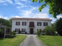 B&B Tournus - Gite Chanay 100 m2 Tournus 3 chambres - Bed and Breakfast Tournus