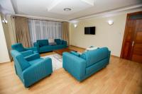 B&B Meru - WHITE LOTUS EXECUTIVE APARTMENT - Bed and Breakfast Meru