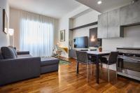 Moderno Trilocale Moscova Brera - B&B Milan
