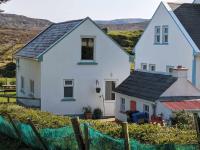 B&B Gleann Cholm Cille - An Teach Beag Glencolmcille, little home from home - Bed and Breakfast Gleann Cholm Cille
