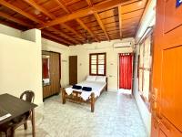 B&B Udupi - Acharya Compound - Bed and Breakfast Udupi