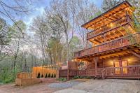 Near Downtown Helen - HotTub, Sauna, Game Room, Fire Pit - Chambres d’hôtes