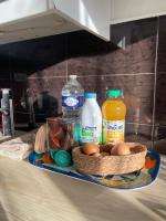 Maison chaleureuse 4 chambres avec jardin - Proche Paris - ARENA Paris Nord Villepinte - Parc des expositions - Aéroport CDG - Disney - Astérix - Chambres d'hôtes Tremblay-en-France