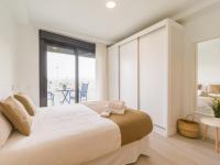 Estudio con balcón