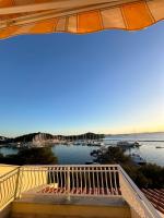 Seabreeze Mustel Apartment in Drage - Adults Only - B&B Drage