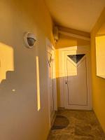 Seabreeze Mustel Apartment in Drage - Adults Only - B&B