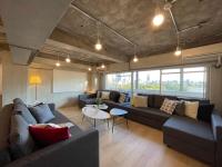 bHOTEL Dai3Himawari - 30 sec to PeacePark!! HUGE comfort house Up to 10p - Bed and Breakfast