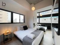 B&B Hiroshima - bHOTEL Nekoyard - Contemporary 1BR apt few mins walk to peace park room wifi available - Bed and Breakfast Hiroshima