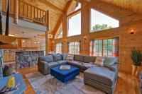 Berkshire Vacation Rentals: Great Barrington Cabin Sleeps 14 Walk To Town - B&B Great Barrington