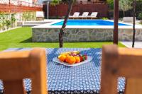 B&B Punat - Home Away From Home with a heated pool - Bed and Breakfast Punat