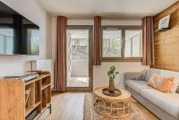 White Pearl A03 - Alpes Travel - Central Chamonix - Sleeps 2-4 - Bed and Breakfast Chamonix