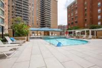 2BR Luxury City Suite With Gym & Pool - B&B Arlington
