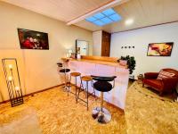 Appartement F2 avec garage motos, Les Loges - Chambres d’hôtes