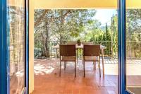 Grifeu 14 - Apartamento con terraza y jardín - Bed and Breakfast el Prat de Llobregat