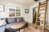 B&B Boise - #StayinMyDistrict Historical Hyde Park Bungalow - Bed and Breakfast Boise