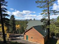 B&B Black Hawk - Coyote Cottage Retreat Hot Tub Deck Mtn Views - Bed and Breakfast Black Hawk