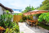 Beautiful And Comfortable Apt in Victoria Park - B&B