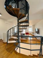 S&F Luxury Apartment - B&B Napoli di Romania