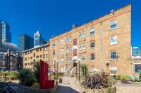 City of London - Lovely Two Bedroom Apartment - Bed and Breakfast