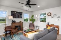 Cherry Pond with hot tub & spectacular VIEWS - B&B Fredericksburg