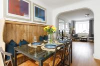 Wonderful Seafront Home - Panoramic Ocean Views - B&B