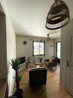 Appartement T2, 27 m2, rénové - B&B Carquefou