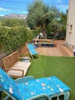Haut de villa 3 chambres climatisation, wifi , terasse et jardin - B&B